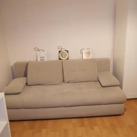 Apartament *